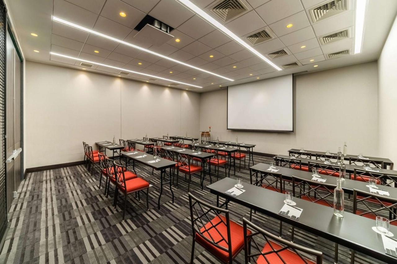 Hyatt Centric Las Condes Santiago Exterior photo